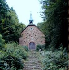 Die Walburgiskapelle ist eine kleine Kirche, im Wald, zwischen F&uuml;rth - Weschnitz und Grasellenbach